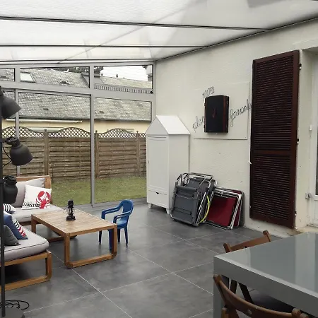 Villa Agon-coutainville, Spacieuse A 250m De La *