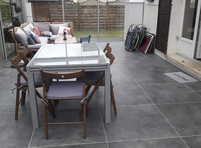 Agon-coutainville, Spacieuse A 250m De La Agon-Coutainville